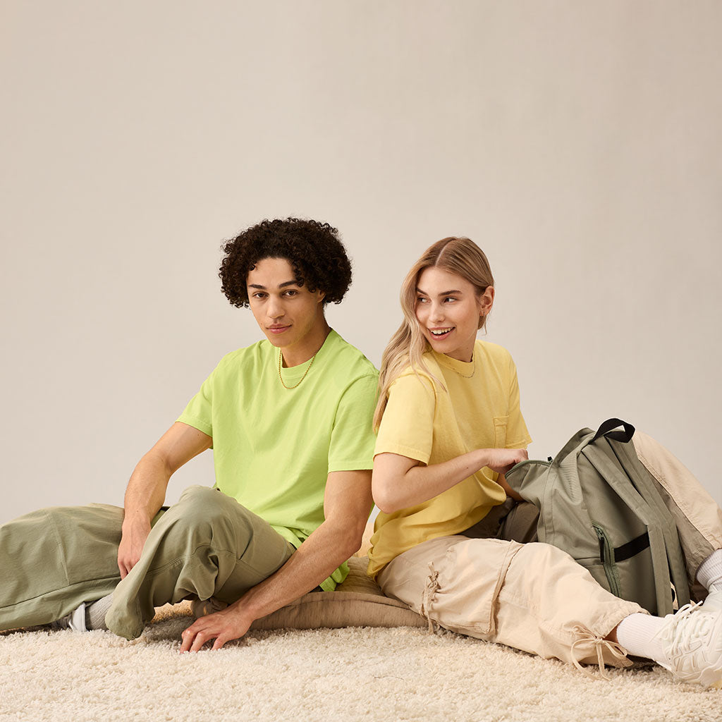 comfortcolors-1717-couple product image 2