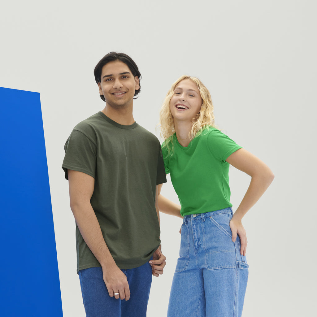 gildan-5000-couple product image 3